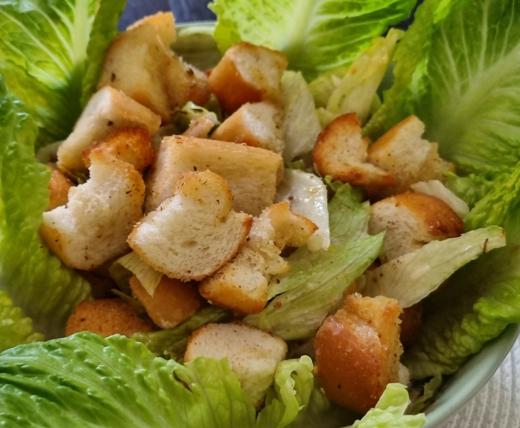 Klasyczna sałatka Caesar