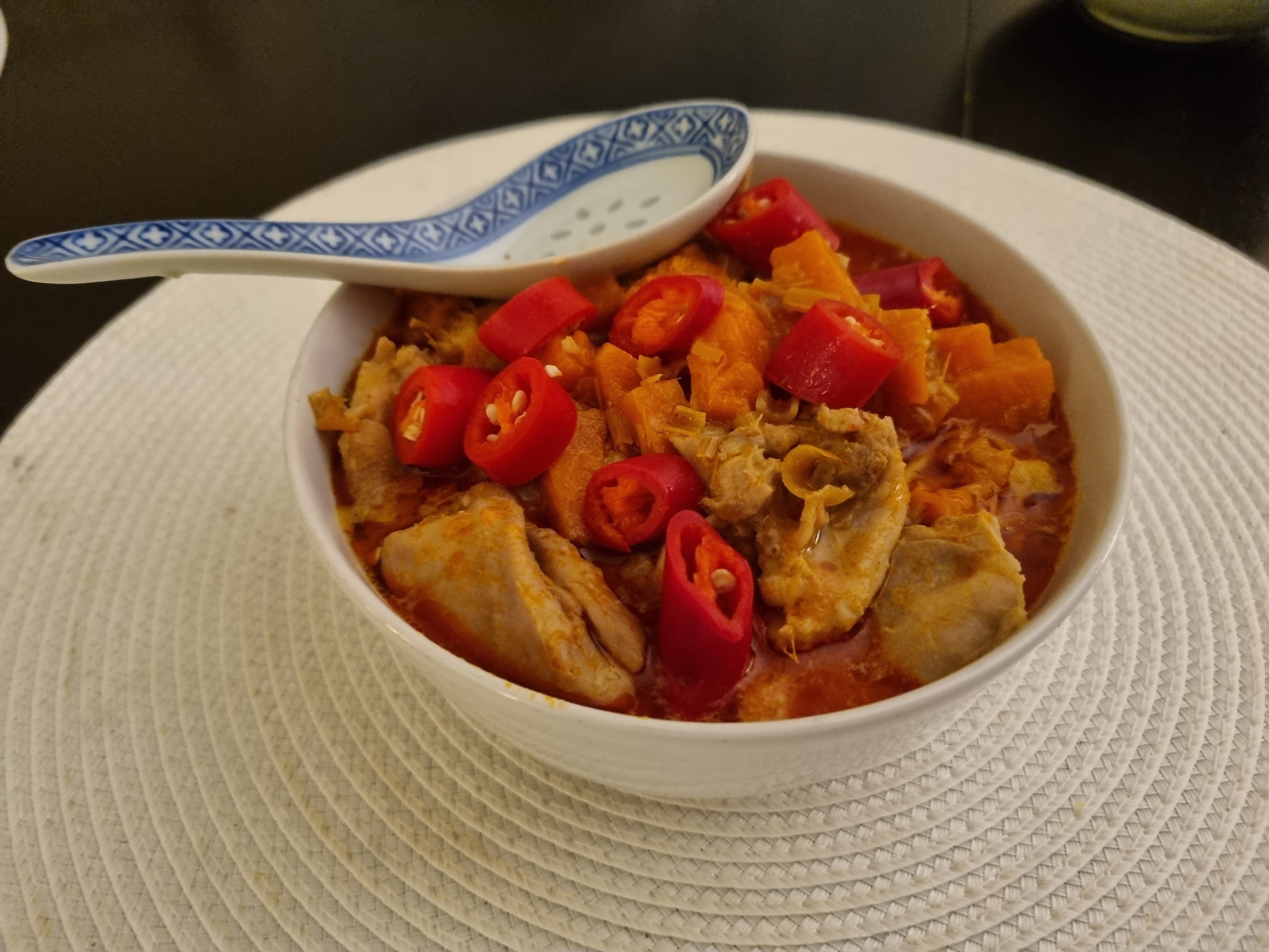 Czerwone Curry z Kurczakiem